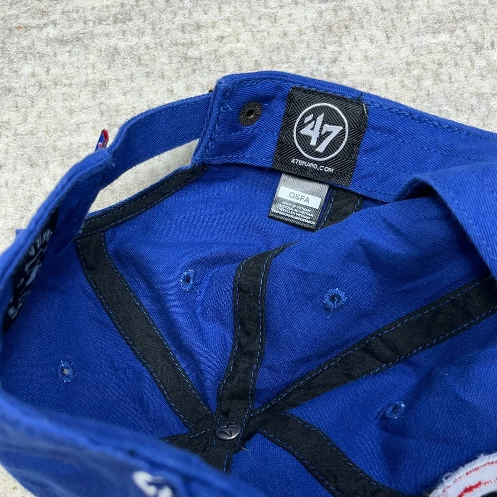 ’47 includes hat